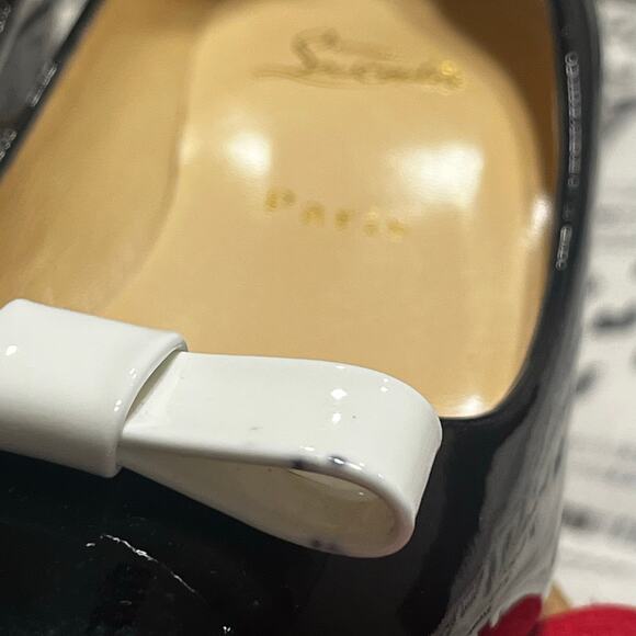 CHRISTIAN LOUBOUTIN 
Patent Bow 55 Pumps 39 Black - Picture 8 of 11